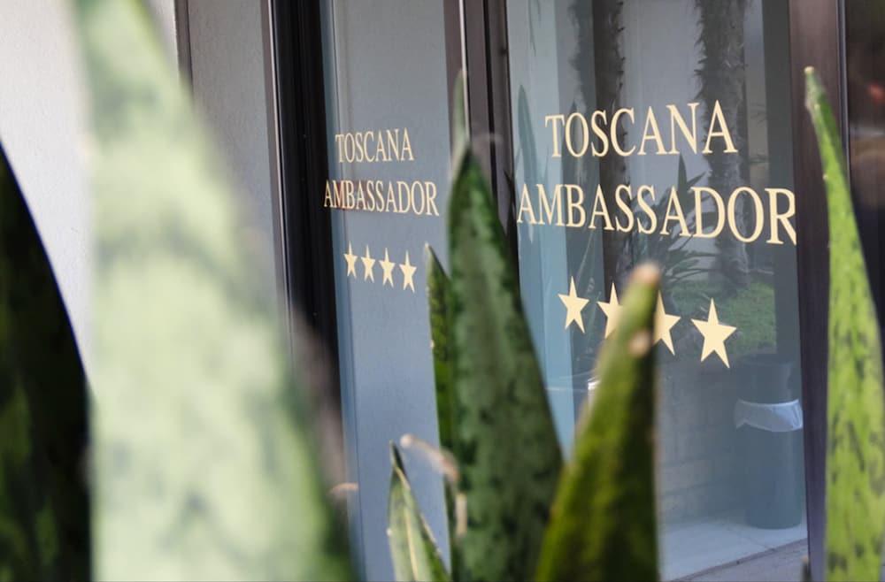 Toscana Ambassador Poggibonsi Εξωτερικό φωτογραφία
